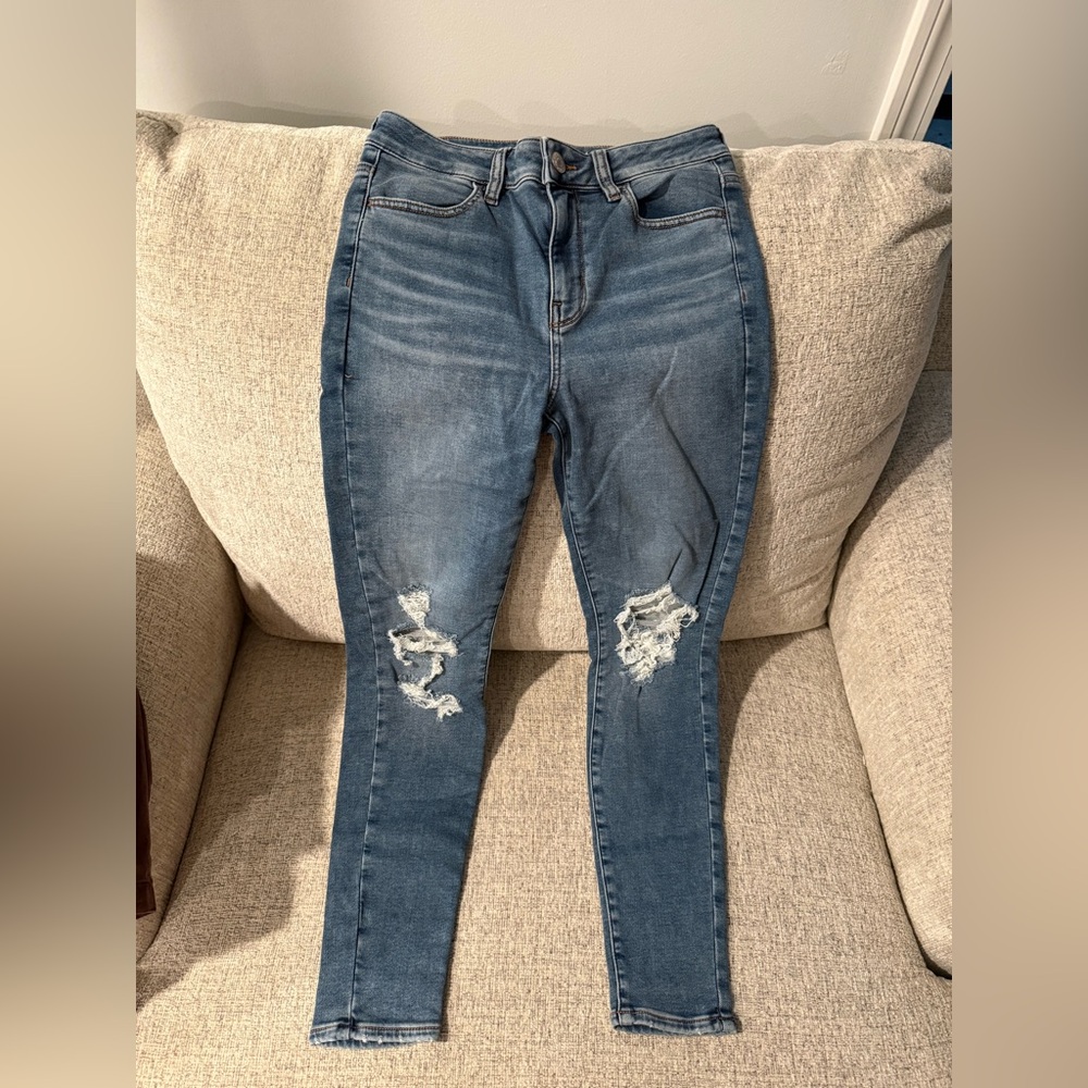 AE Distressed Hi-Rise Jeggings